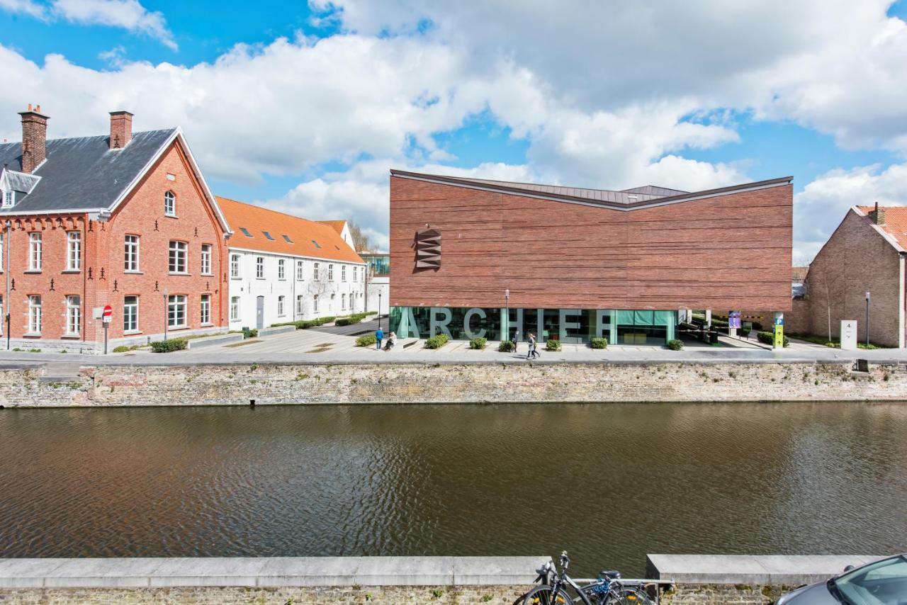 Charming Place Along The Canals In Bruges Exterior foto